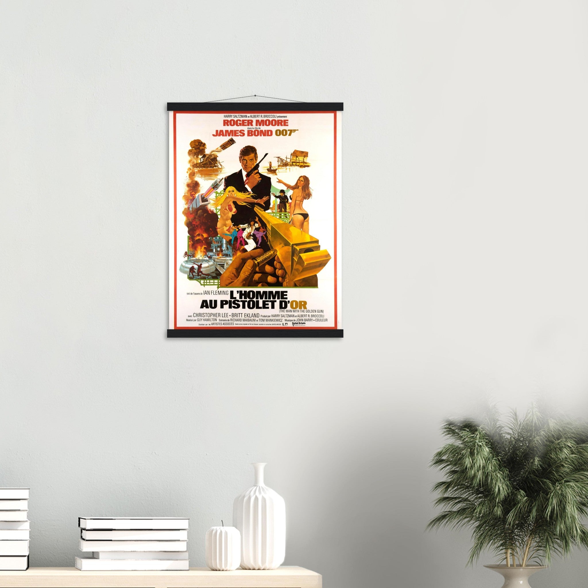 James Bond 'The man with the golden gun' Wall art