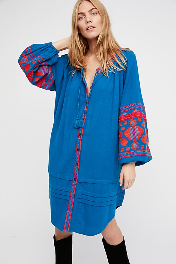 women long blouses shirts lantern sleeve embroiderd tassel plus size blouse tops summer female tops hippie blusas - Posterify